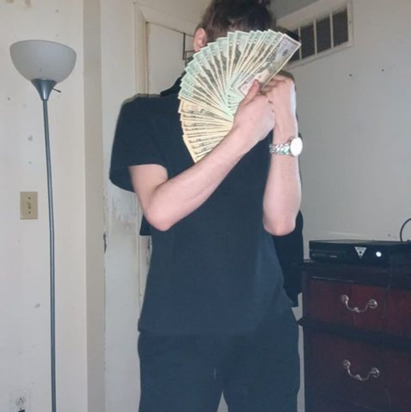 Profile Picture of Mikey Wunder (@mikeywunder) on Poshmark