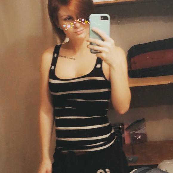 Profile Picture of Bri Nevins (@brinevins) on Poshmark