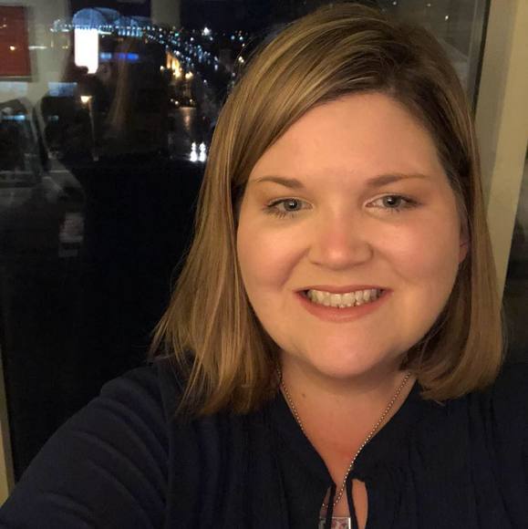 Profile Picture of Alison Browne (@beardag) on Poshmark