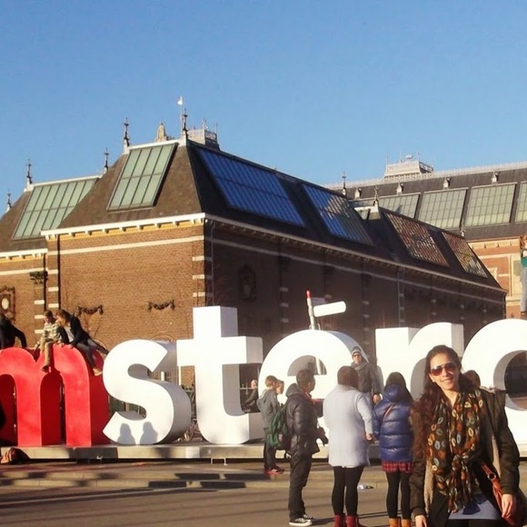 Violeta Belen - Poshmark Profile Picture of Violeta Belen (@violetabbl) on Poshmark