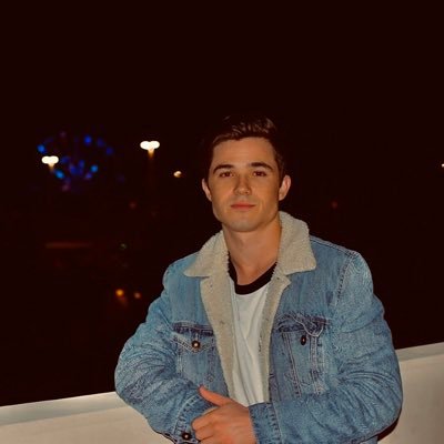 Profile Picture of Evan John Pasowicz (@ej_pasowicz0_1) on Twitter