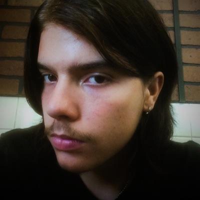 Profile Picture of Alexander Henkel (@@AshtonGrail) on Twitter