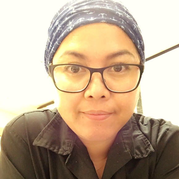 Profile Picture of Claire Walters (@clairecjsadie) on Poshmark