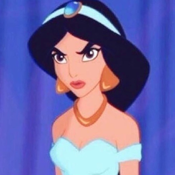 Profile Picture of Glendy Luengas (@glendyluengas) on Poshmark