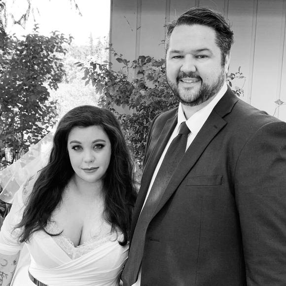 Profile Picture of Josh Johnstun (@funstarjones) on Poshmark