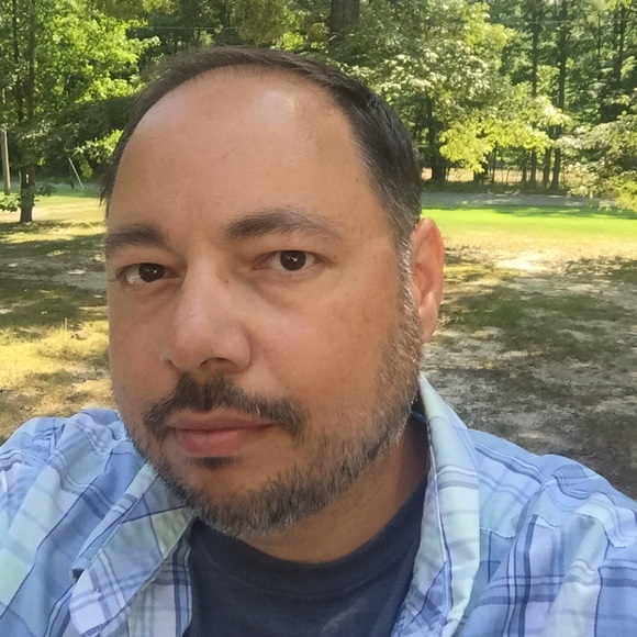 Profile Picture of Terry Shrader (@tdshrader) on Poshmark