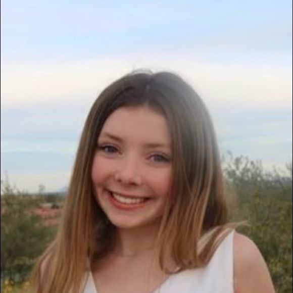 Profile Picture of Josie Klecha (@josielklecha) on Poshmark