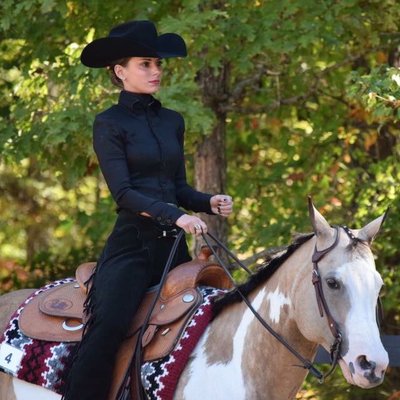 Profile Picture of Lori Collins (@loricollins64) on Twitter