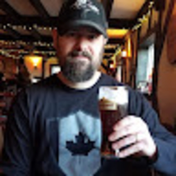 Profile Picture of David Osborne (@daveosborne1976) on Poshmark