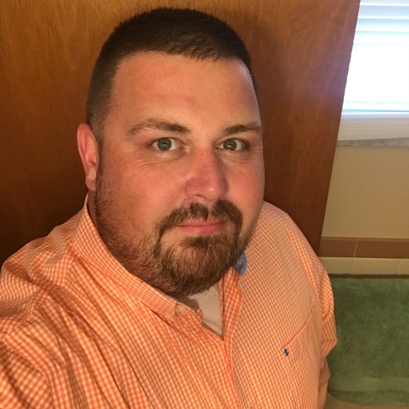 Profile Picture of Dylan Handley (@dylan_handley) on Poshmark