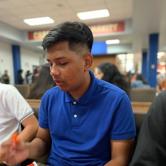 Profile Picture of Frank Bautista (@frankb17) on Poshmark