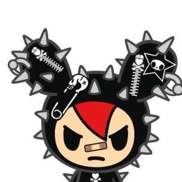 Profile Picture of Alex Apple (@globophorusity) on Poshmark