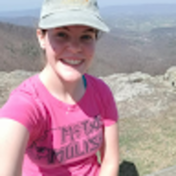 Profile Picture of Hope R (@music23fan) on Poshmark