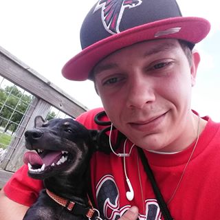 Profile Picture of Tom McFarland (@Tom-McFarland) on Facebook