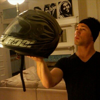 Profile Picture of Tony Reagan (@teamreagan) on Twitter