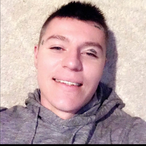 Profile Picture of David Rafalko (@david_rafalko) on Poshmark