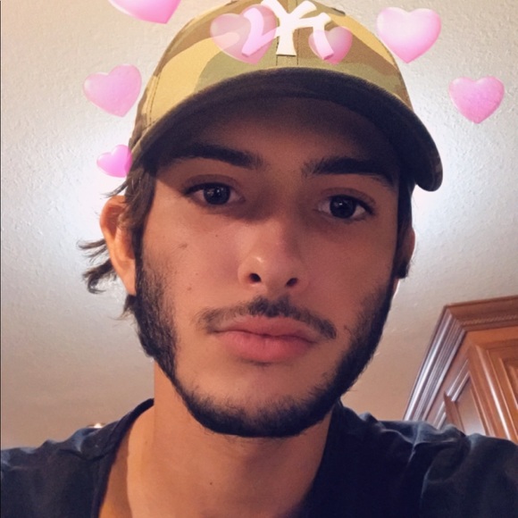 Profile Picture of Rudy Mimran (@rudymims99) on Poshmark