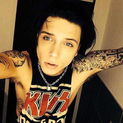 Profile Picture of ♔Andy Biersack♔ (@Pamela__Pame) on Twitter