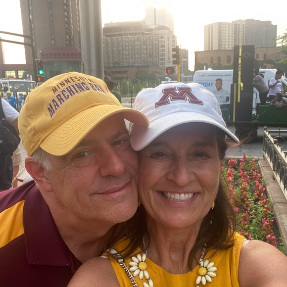 Profile Picture of Betty Albitz (@bettyalbitz) on Poshmark