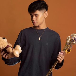 Profile Picture of Wilbert Sean Aldeguer (@wilbertooo25) on Facebook