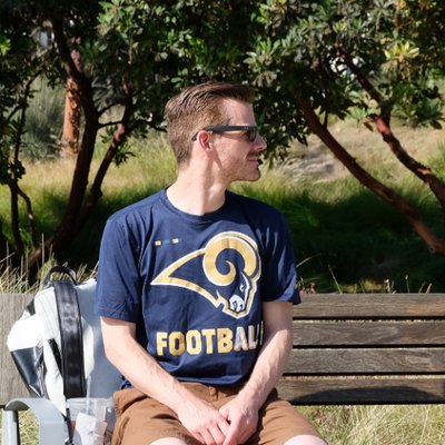 Profile Picture of Daniel König (@raybarbee39) on Twitter