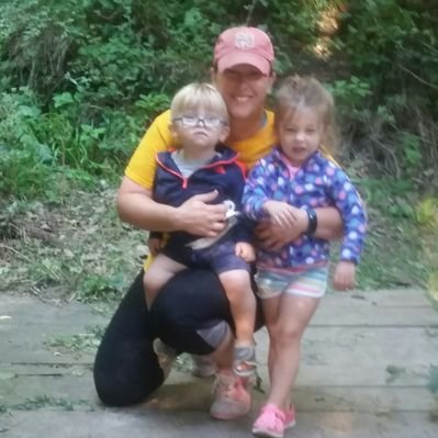 Profile Picture of Amy Engle-Evans (@coach_engle) on Twitter