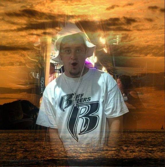 Profile Picture of Jonathan Michael (@newengland34) on Poshmark