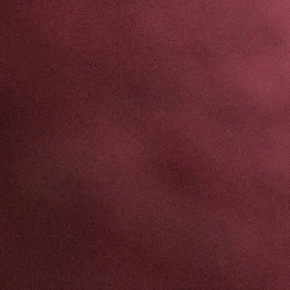 Profile Picture of Holly Christison (@neonholly123) on Poshmark