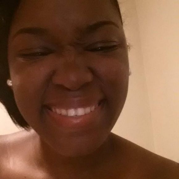 Profile Picture of Ianna Benjamin (@yanno360) on Poshmark