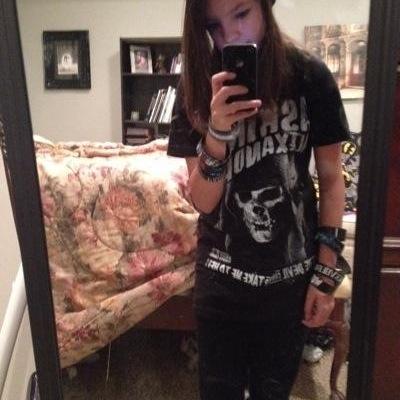 Profile Picture of Dominique Hull (@emogirl35719) on Twitter
