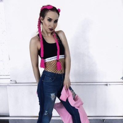 Profile Picture of КАТЕЙКА (@Bessonova_Ek) on Twitter