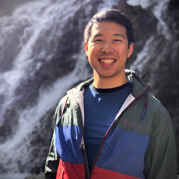 Profile Picture of Kevin Lin (@infinitelimits) on Poshmark