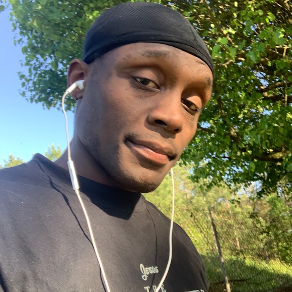 Profile Picture of Seaborn Fuller (@thugboi36) on Poshmark