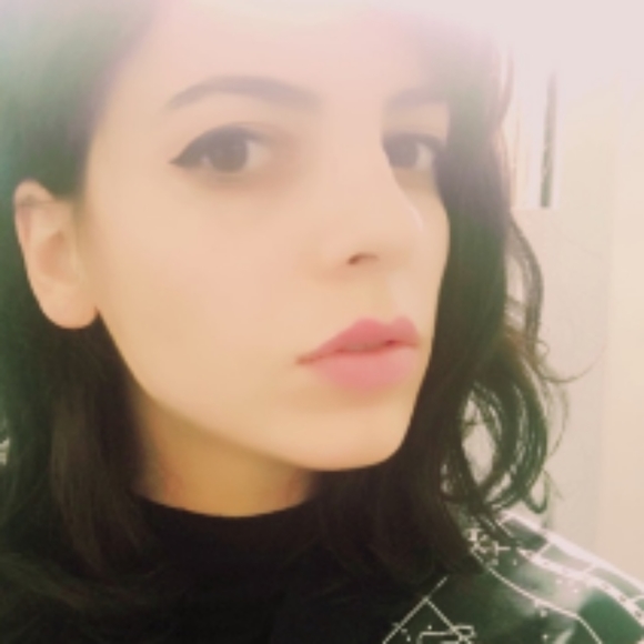 Profile Picture of Menderes Ekenberg (@menderese) on Poshmark