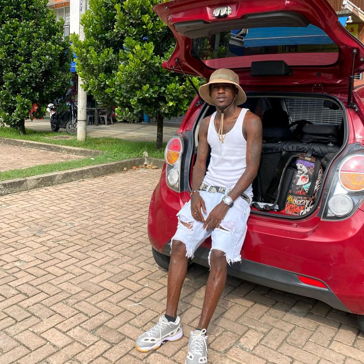 Profile Picture of Andrewz wayne (@andrewzwaynerg) on Tiktok