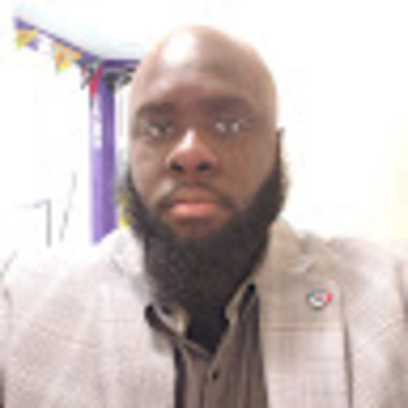 Profile Picture of Kareem Moore (@500kmoore) on Poshmark