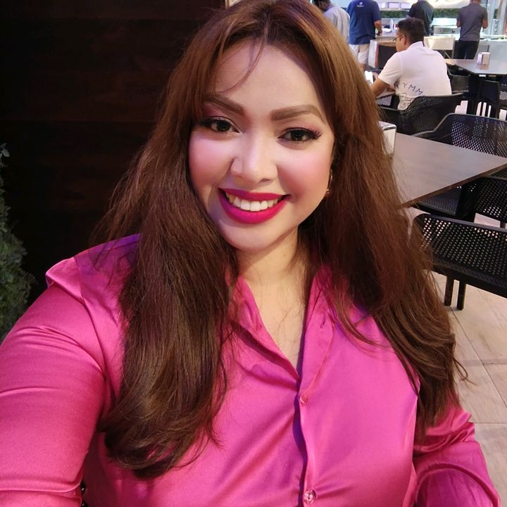 Profile Picture of jaclyn (@morphejaclyn0) on Tiktok