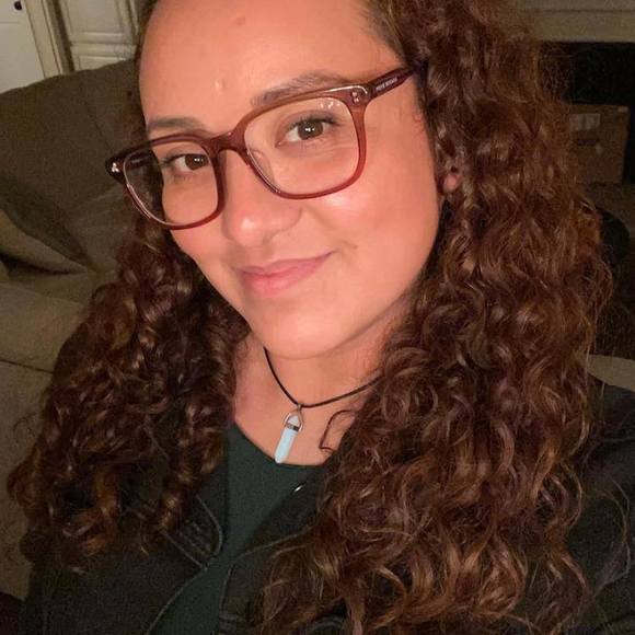 Profile Picture of Ayala Dubvero (@ayaladubvero) on Poshmark