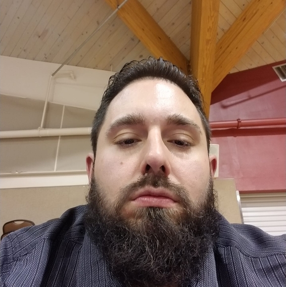 Profile Picture of Robert Baxter (@dragon445) on Poshmark