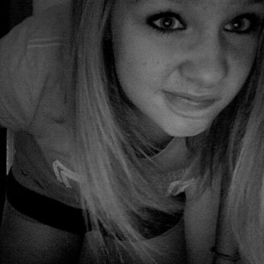 Profile Picture of Hayley Blount (@AyeBabycakes12) on Twitter