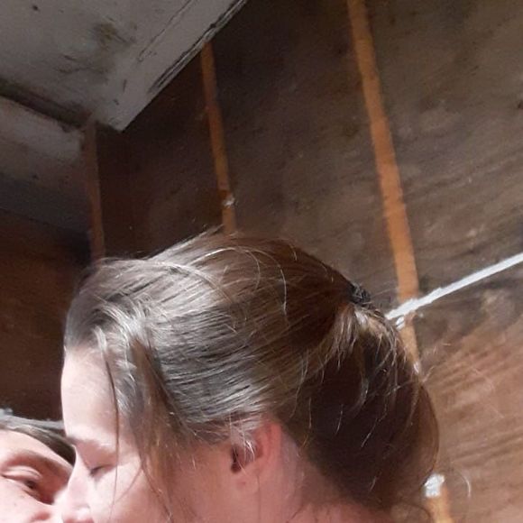 Profile Picture of Amber Daniels (@andwed21913) on Poshmark