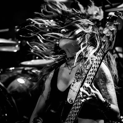 Profile Picture of Rachel G - Bass Player (@RachelGonBass) on Twitter