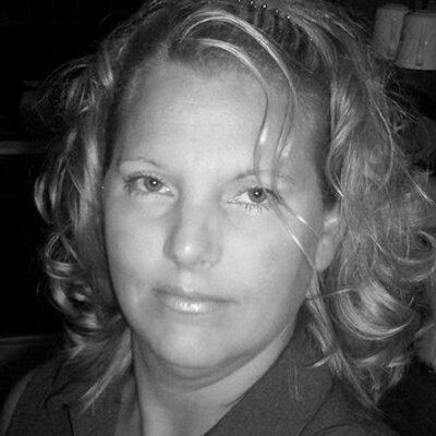 Profile Picture of Lori Richards (@W_of_Oz) on Twitter