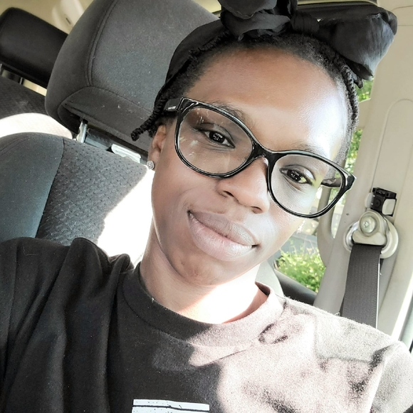 Profile Picture of Shakeya Wingo (@keya1980) on Poshmark