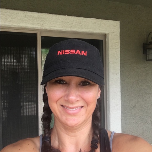 Profile Picture of Michelle Littlefield (@mlittlefield73) on Poshmark