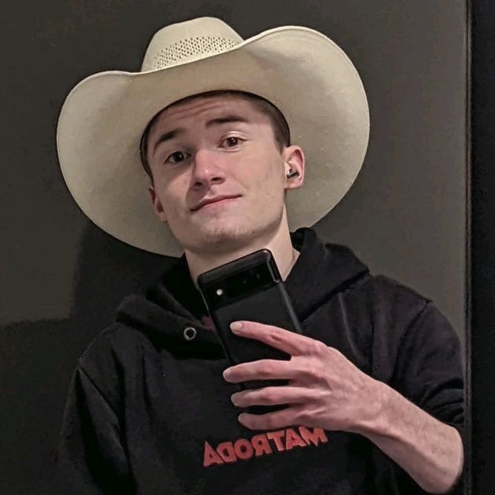 Profile Picture of Andrew Fluck (@@andrewfluck) on Tiktok