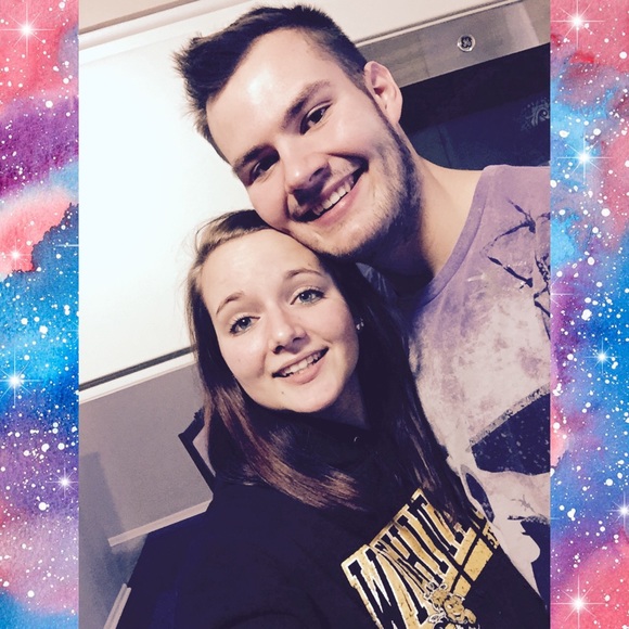 Profile Picture of Hayley Laffen (@hlaffen) on Poshmark