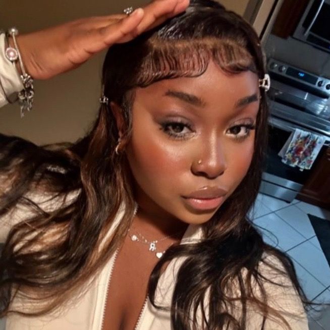 Profile Picture of RoseJanet (@luvthtforuu) on Tiktok