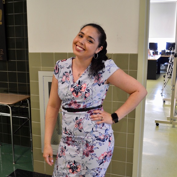 Evelisse Colon - Poshmark Profile Picture of Evelisse Colon (@colonev1) on Poshmark