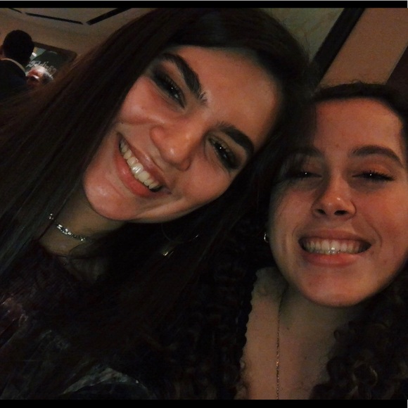 Profile Picture of Christina Athens (@athenschristina) on Poshmark